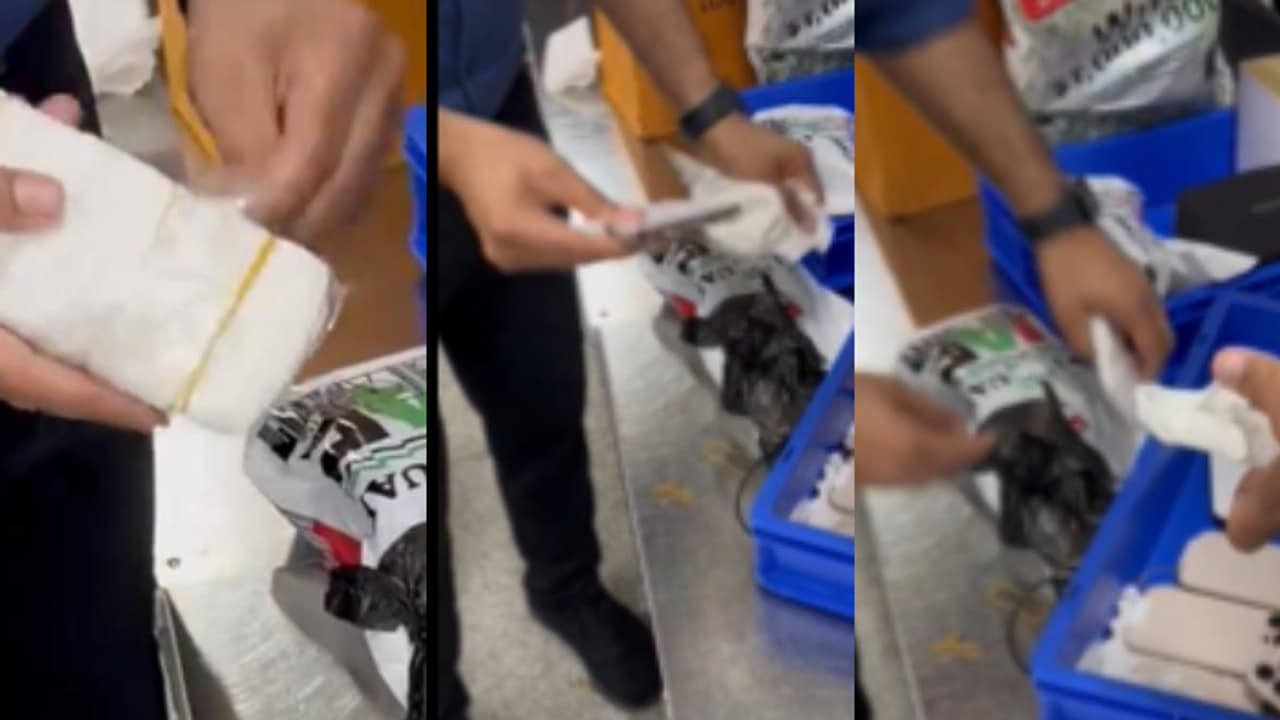 ഇൻഡിഗോ വിമാനത്തിലെത്തിയ 4 പേർ; പരിശോധന, ടിഷ്യൂ പേപ്പർ പൊതി തുറന്നപ്പോൾ ഏറ്റവും പുതിയ 12 ഐഫോണ് 16 പ്രോ മാക്സ് ഇൻഡിഗോ വിമാനത്തിലെത്തിയ 4 പേർ; പരിശോധന, ടിഷ്യൂ പേപ്പർ പൊതി തുറന്നപ്പോൾ ഏറ്റവും പുതിയ 12 ഐഫോണ് 16 പ്രോ മാക്സ്