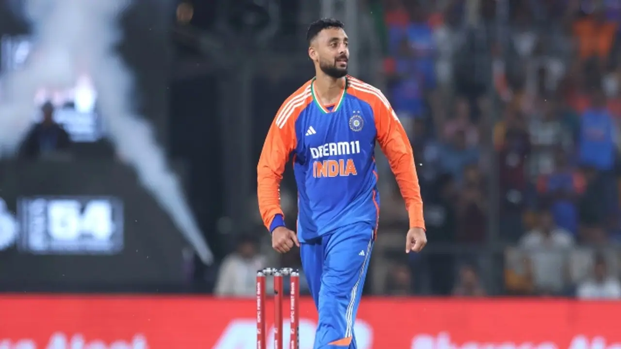 ഒരു ഘട്ടത്തില്‍ ഒന്നിന് 184, പിന്നെ കൂട്ടത്തകര്‍ച്ച! വരുണിന് അഞ്ച് വിക്കറ്റ്, രാജസ്ഥാനെ എറിഞ്ഞിട്ട് തമിഴ്‌നാട്