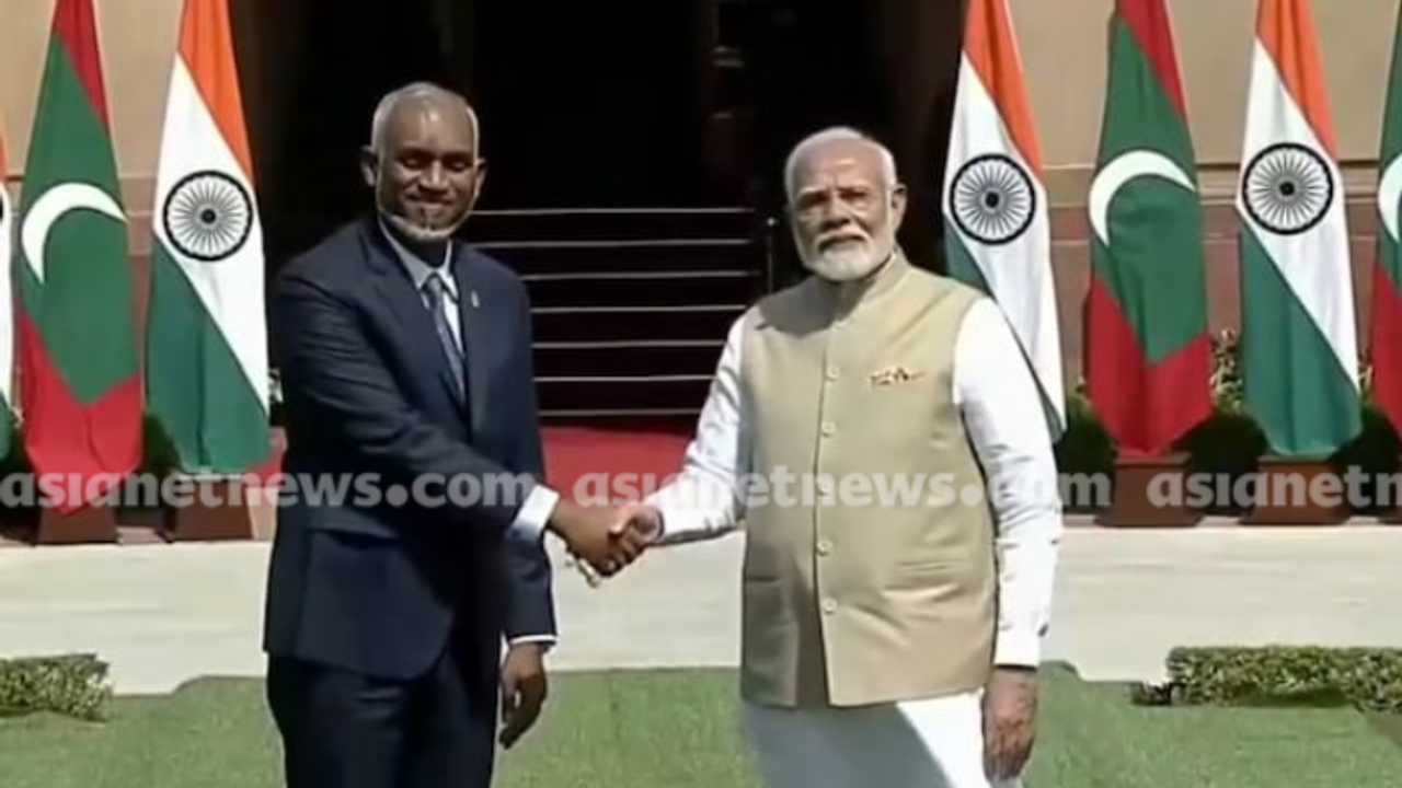 Strengthening ties: PM Modi, Maldivian President Muizzu discuss bilateral relations, economic support (WATCH)
