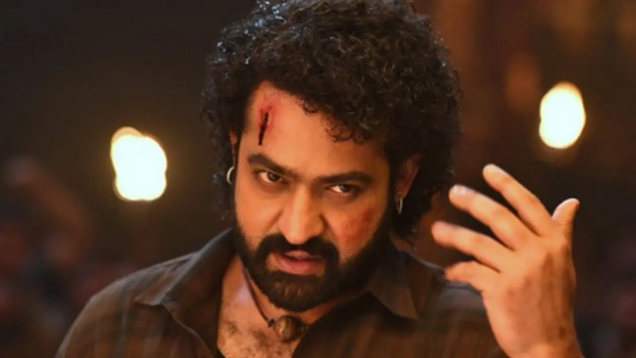 ആരുണ്ട് വീഴ്ത്താൻ?, കുതിപ്പ് തുടരുന്നു, കളക്ഷൻ ഔദ്യോഗികമായി പുറത്തുവിട്ടു, ഞെട്ടിച്ച് ദേവര ആരുണ്ട് വീഴ്ത്താൻ?, കുതിപ്പ് തുടരുന്നു, കളക്ഷൻ ഔദ്യോഗികമായി പുറത്തുവിട്ടു, ഞെട്ടിച്ച് ദേവര