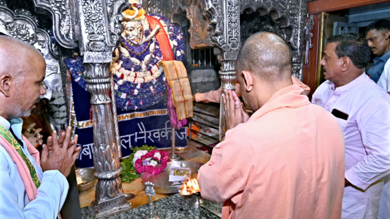 Yogi Adityanath urges Hindu community to unite, issues stern warning to lawbreakers Yogi Adityanath urges Hindu community to unite, issues stern warning to lawbreakers