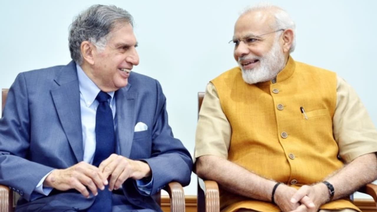 രത്തൻ ടാറ്റയെ അനുസ്മരിച്ച് രാജ്യം; ദീർഘ വീക്ഷണവും അനുകമ്പയുമുള്ള വ്യക്തിത്വമായിരുന്നുവെന്ന് പ്രധാനമന്ത്രി