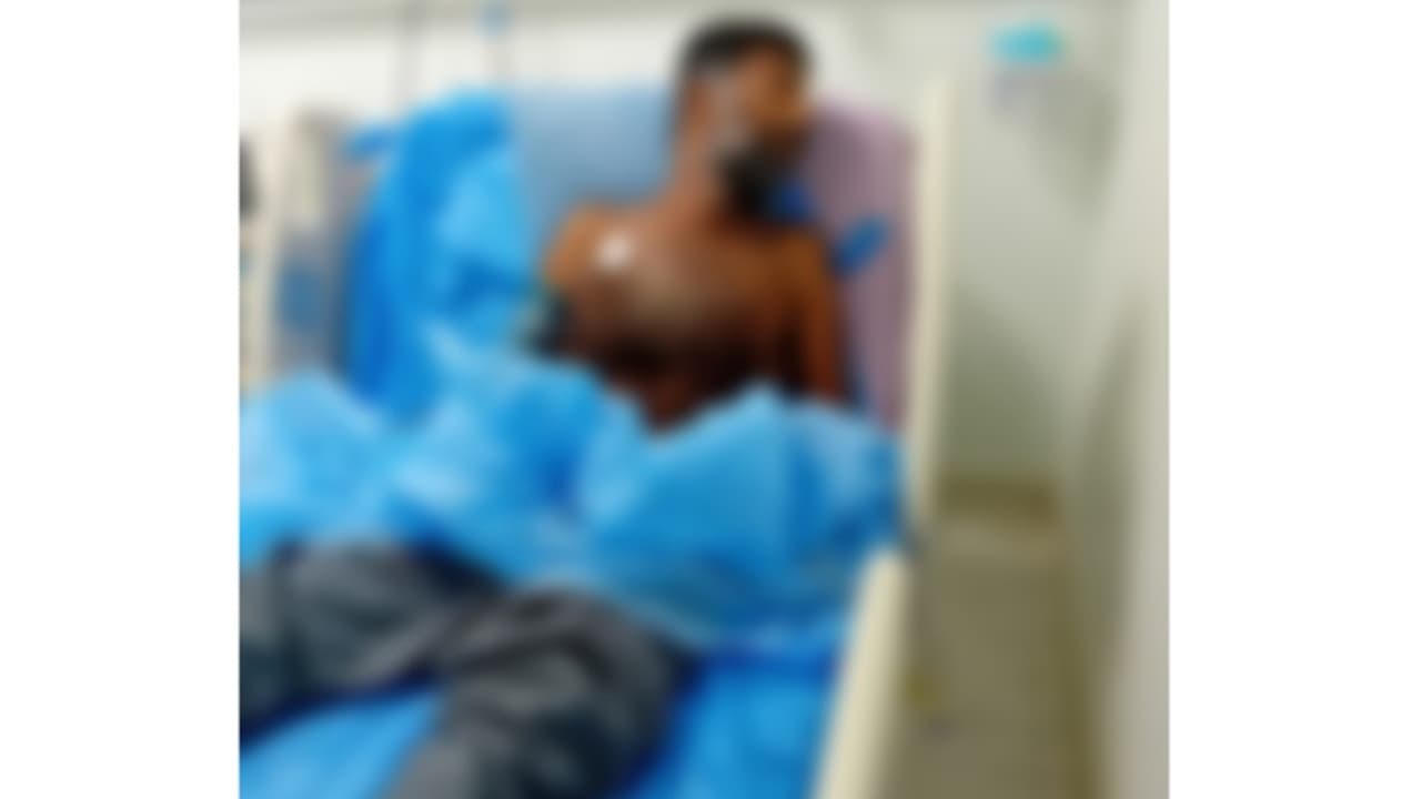 എട്ട് വർഷമായി നാട്ടിൽ പോകാനാകാതിരുന്ന മഹേഷിന് ഇന്ന് ജീവൻ നിലനിർത്താൻ സുമനസുകളുടെ സഹായമില്ലാതെ കഴിയില്ല