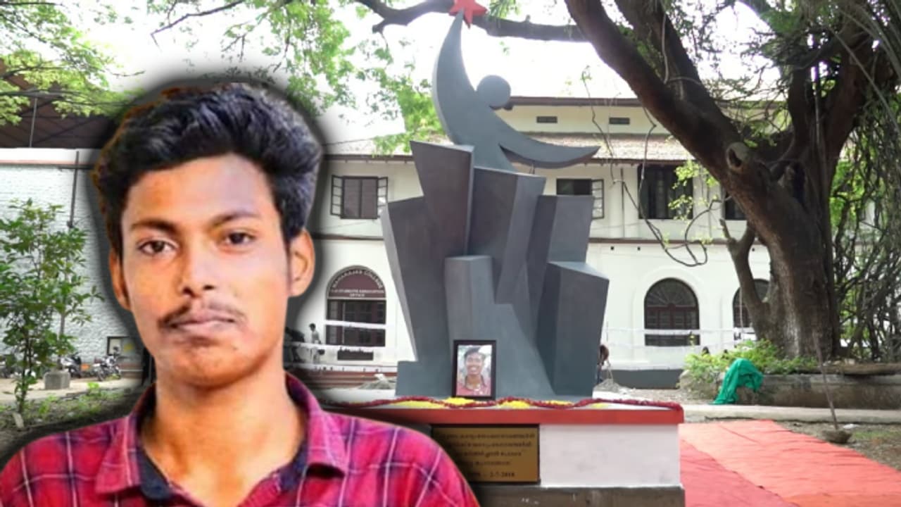 മഹാരാജാസ് കോളേജിലെ അഭിമന്യു സ്മാരകം പൊളിക്കേണ്ട; കെഎസ്യു ഹർജി ഹൈക്കോടതി തള്ളി മഹാരാജാസ് കോളേജിലെ അഭിമന്യു സ്മാരകം പൊളിക്കേണ്ട; കെഎസ്യു ഹർജി ഹൈക്കോടതി തള്ളി