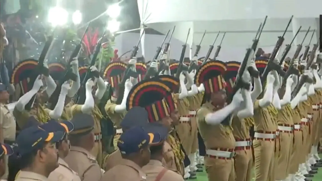 Farewell, Ratan Tata: Veteran industrialist laid to rest with state honours in Mumbai; WATCH gun salute Farewell, Ratan Tata: Veteran industrialist laid to rest with state honours in Mumbai; WATCH gun salute