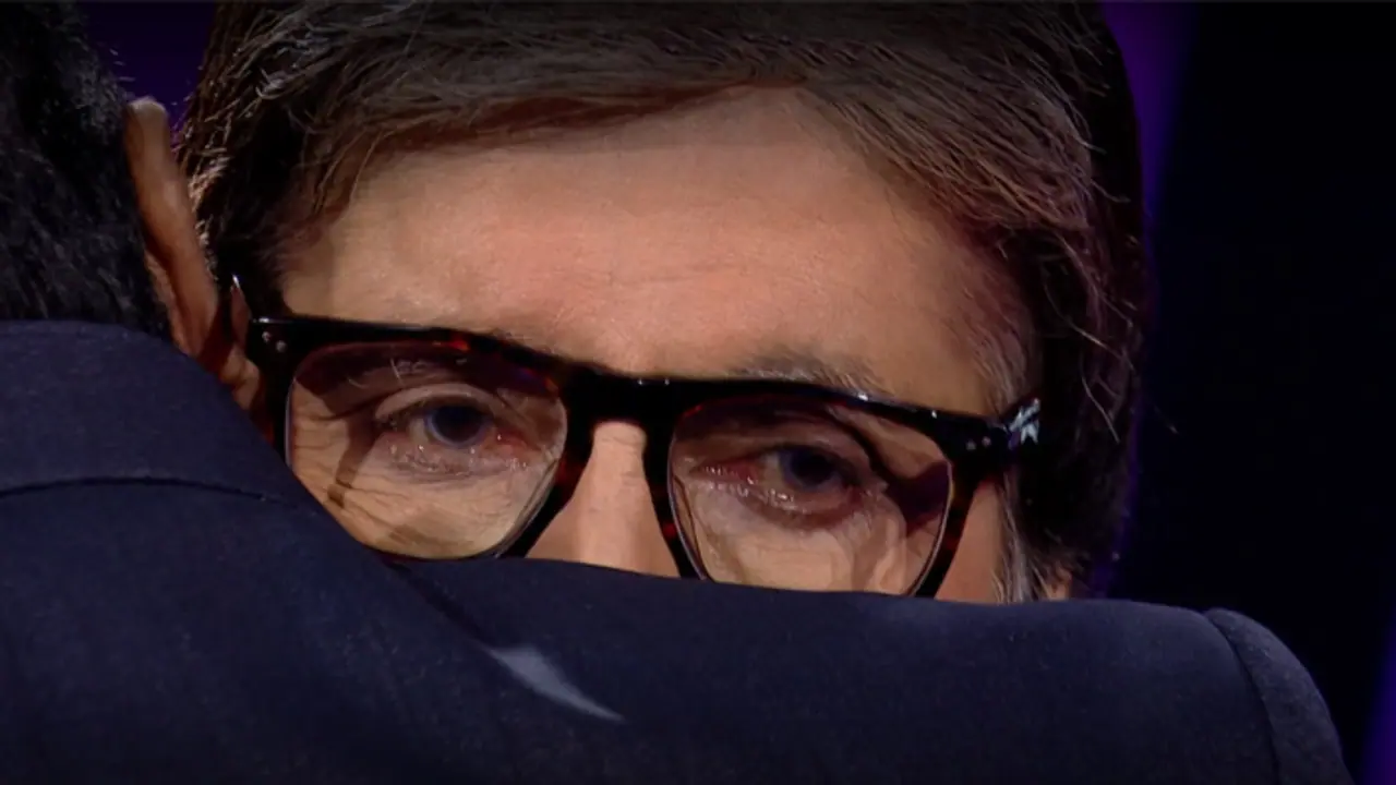 Amitabh Bachchan Abhishek Bachchan KBC