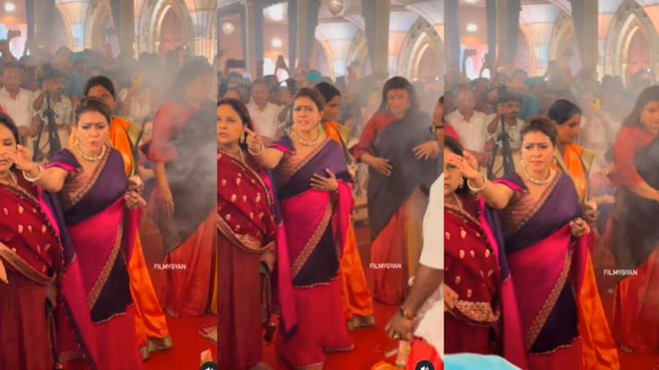 ದುರ್ಗಾ ಪೂಜಾ ಸ್ಥಳಕ್ಕೆ ಶೂ ಧಿರಿಸಿ ಬಂದವರಿಗೆ ನಟಿ ಕಾಜೋಲ್ ಕ್ಲಾಸ್ : ವೀಡಿಯೋ ವೈರಲ್ ದುರ್ಗಾ ಪೂಜಾ ಸ್ಥಳಕ್ಕೆ ಶೂ ಧಿರಿಸಿ ಬಂದವರಿಗೆ ನಟಿ ಕಾಜೋಲ್ ಕ್ಲಾಸ್ : ವೀಡಿಯೋ ವೈರಲ್