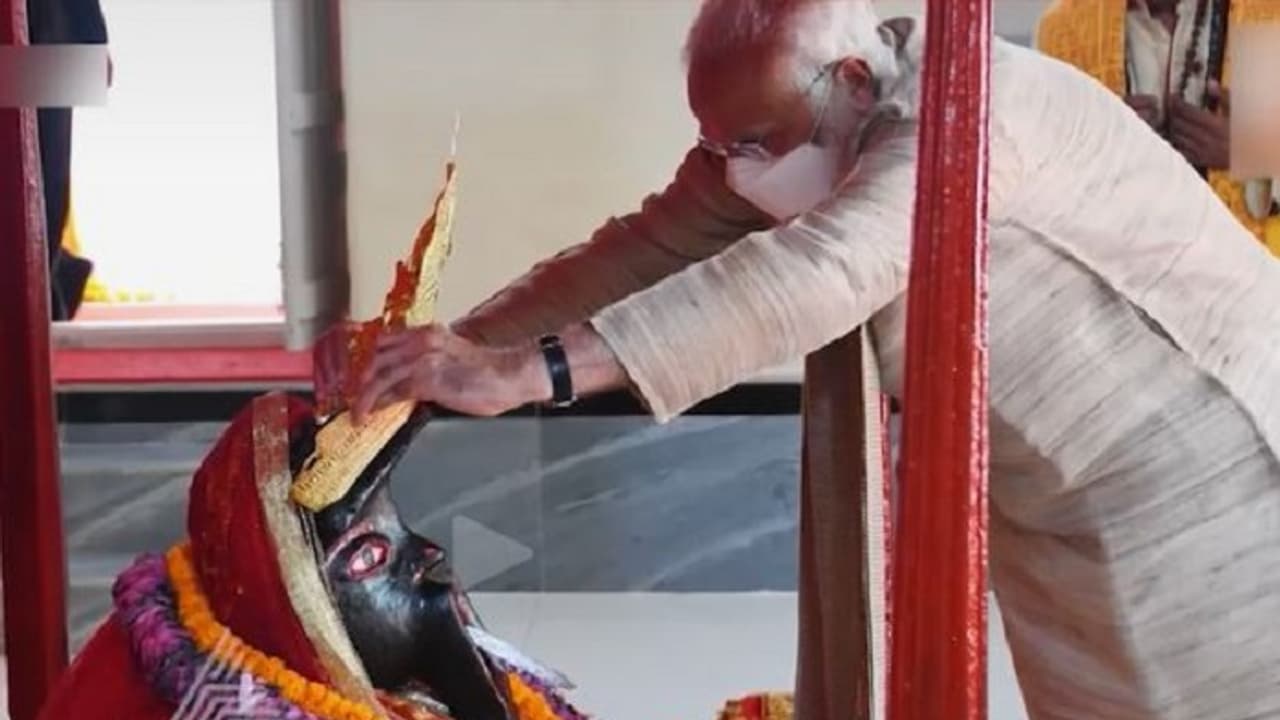 ಬಾಂಗ್ಲಾ ಕಾಳಿ ದೇವಿಗೆ ಮೋದಿ ನೀಡಿದ್ದ ಕಿರೀಟ ಕಳ್ಳತನ