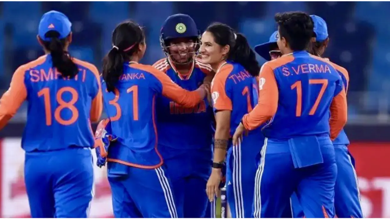 ಆಸೀಸ್‌ಗೆ ಶರಣಾದ ಕೌರ್ ಪಡೆ: ಸೆಮೀಸ್‌ ರೇಸ್‌ನಿಂದ ಭಾರತ ಬಹುತೇಕ ಔಟ್‌!