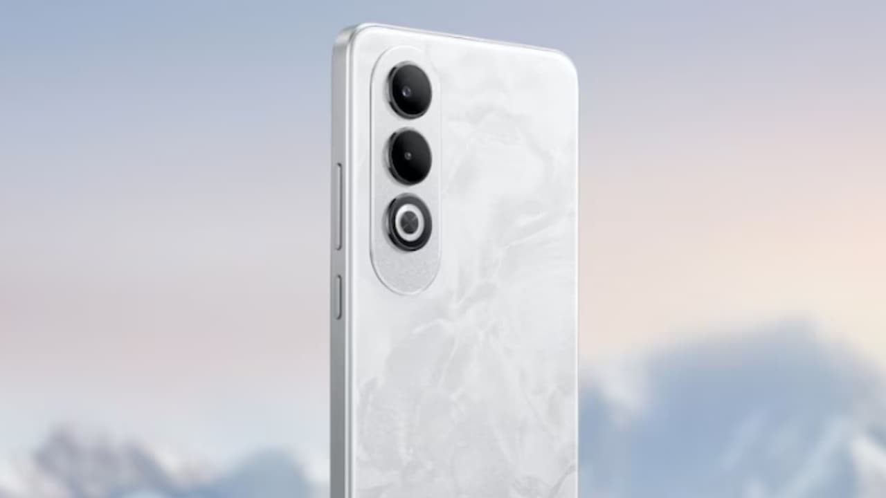 അതിശയിപ്പിക്കുന്ന ബാറ്ററി, കൈകൊടുത്താല് വസൂലാകുന്ന സൗകര്യങ്ങള്; ഒപ്പോ കെ12 പ്ലസ് പുറത്തിറങ്ങി അതിശയിപ്പിക്കുന്ന ബാറ്ററി, കൈകൊടുത്താല് വസൂലാകുന്ന സൗകര്യങ്ങള്; ഒപ്പോ കെ12 പ്ലസ് പുറത്തിറങ്ങി