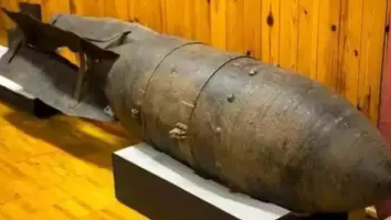 സ്കൂൾ കെട്ടിട നിർമാണത്തിനിടെ കണ്ടെത്തിയത് രണ്ടാം ലോക മഹായുദ്ധ കാലത്തെ ആയുധം, അയ്യായിരത്തോളം പേരെ ഒഴിപ്പിച്ചു