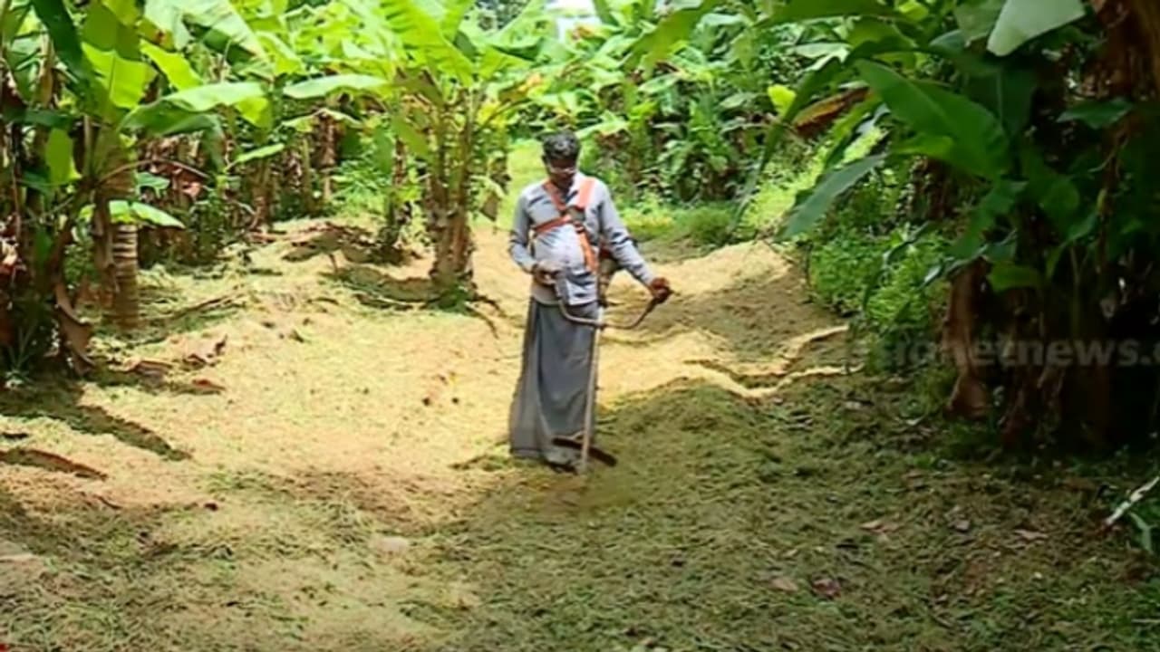 കേന്ദ്ര പദ്ധതിയിലെ സബ്‍സിഡി പ്രതീക്ഷിച്ച് കാര്‍ഷിക ഉപകരണങ്ങള്‍ വാങ്ങിയ കര്‍ഷകര്‍ പെരുവഴിയില്‍