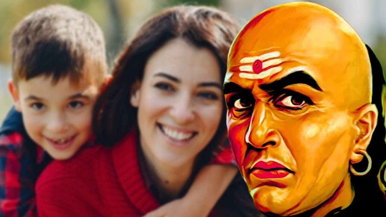 Chanakya Niti: ಬೆಳೆದ ಮಗನ ಮುಂದೆ ಪೋಷಕರ ಸರಸ ಹೇಗಿರಬೇಕು? 