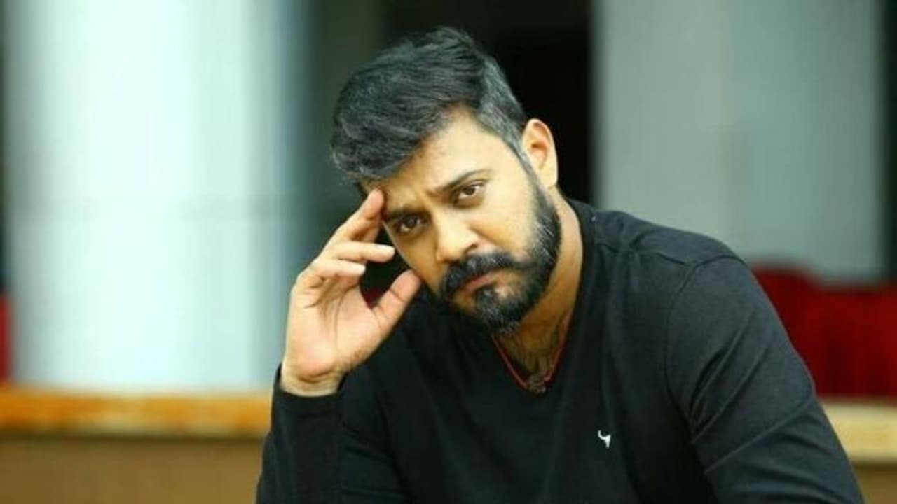 വിവാഹമോചന ഉടമ്പടിയിൽ അമൃതയുടെ വ്യാജ ഒപ്പിട്ടു, ബാലയ്ക്കെതിരെ കേസ് 