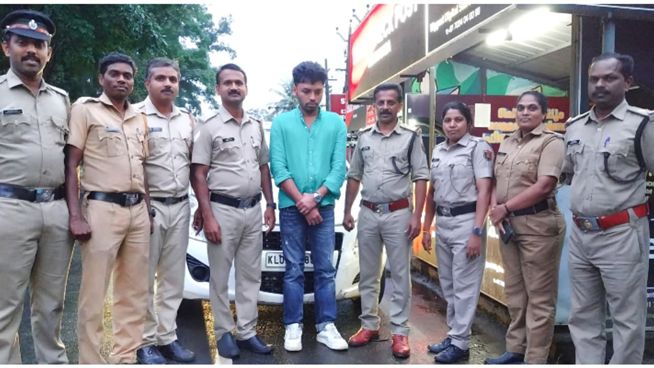 കാർ പരിശോധിച്ചപ്പോൾ കണ്ടത് മാരക മയക്കുമരുന്ന്; മുത്തങ്ങ ചെക്ക്പോസ്റ്റിൽ മെത്താഫിറ്റാമിനുമായി യുവാവ് അറസ്റ്റിൽ