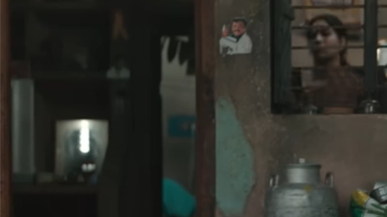 തിയറ്ററില്‍ കാണാൻ തിരക്ക്, ഒടുവില്‍ ഒടിടി റിലീസ് മാറ്റി, മലയാളി നടിയുടെ ചിത്രം സര്‍പ്രൈസ് ഹിറ്റ്