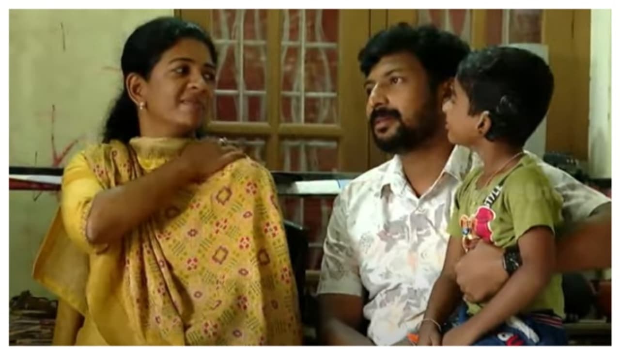 കേൾക്കാനും പറയാനും കഴിയില്ല; കാരണമൊന്നും ഇല്ലാതെ കൃഷ്ണയെ ജോലിയിൽ നിന്ന് പിരിച്ചുവിട്ടു; പരാതി കേൾക്കാനും പറയാനും കഴിയില്ല; കാരണമൊന്നും ഇല്ലാതെ കൃഷ്ണയെ ജോലിയിൽ നിന്ന് പിരിച്ചുവിട്ടു; പരാതി