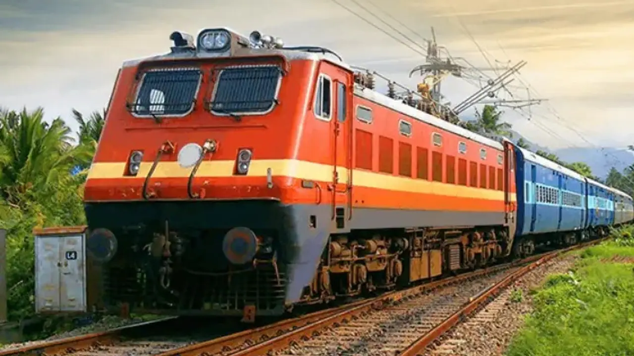 ടിക്കറ്റ് എടുക്കാത്തതിനെ ചൊല്ലി തർക്കം; കന്യാകുമാരി എക്സ്പ്രസിൽ കത്തിക്കുത്ത്