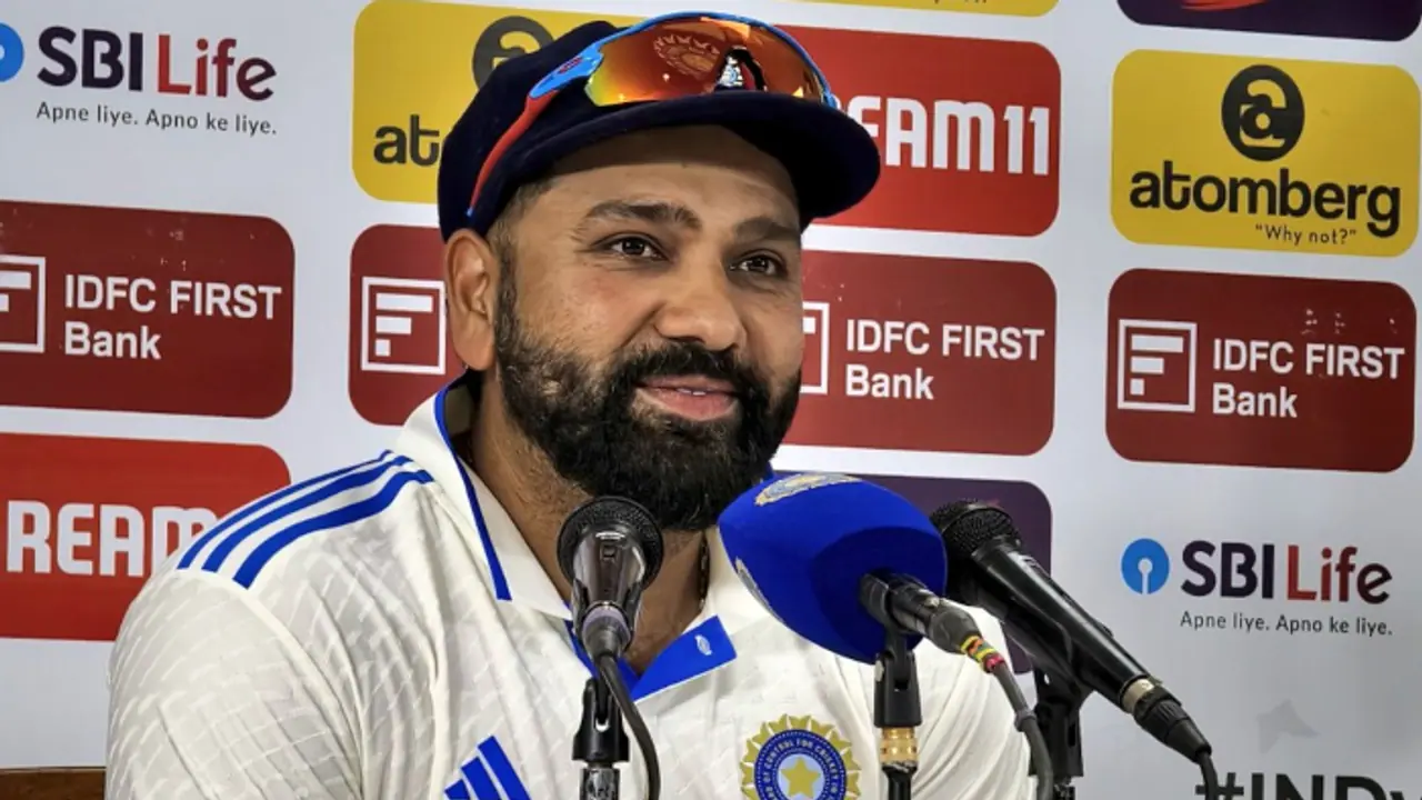 ಆರ್ಸಿಬಿಗೆ ಬನ್ನಿ: ಬೆಂಗಳೂರು ಫ್ಯಾನ್ಸ್ ಮನವಿಗೆ ರೋಹಿತ್ ಶರ್ಮಾ ಕೊಟ್ಟ ಉತ್ತರ ಹೇಗಿತ್ತು ನೋಡಿ! ಆರ್ಸಿಬಿಗೆ ಬನ್ನಿ: ಬೆಂಗಳೂರು ಫ್ಯಾನ್ಸ್ ಮನವಿಗೆ ರೋಹಿತ್ ಶರ್ಮಾ ಕೊಟ್ಟ ಉತ್ತರ ಹೇಗಿತ್ತು ನೋಡಿ!