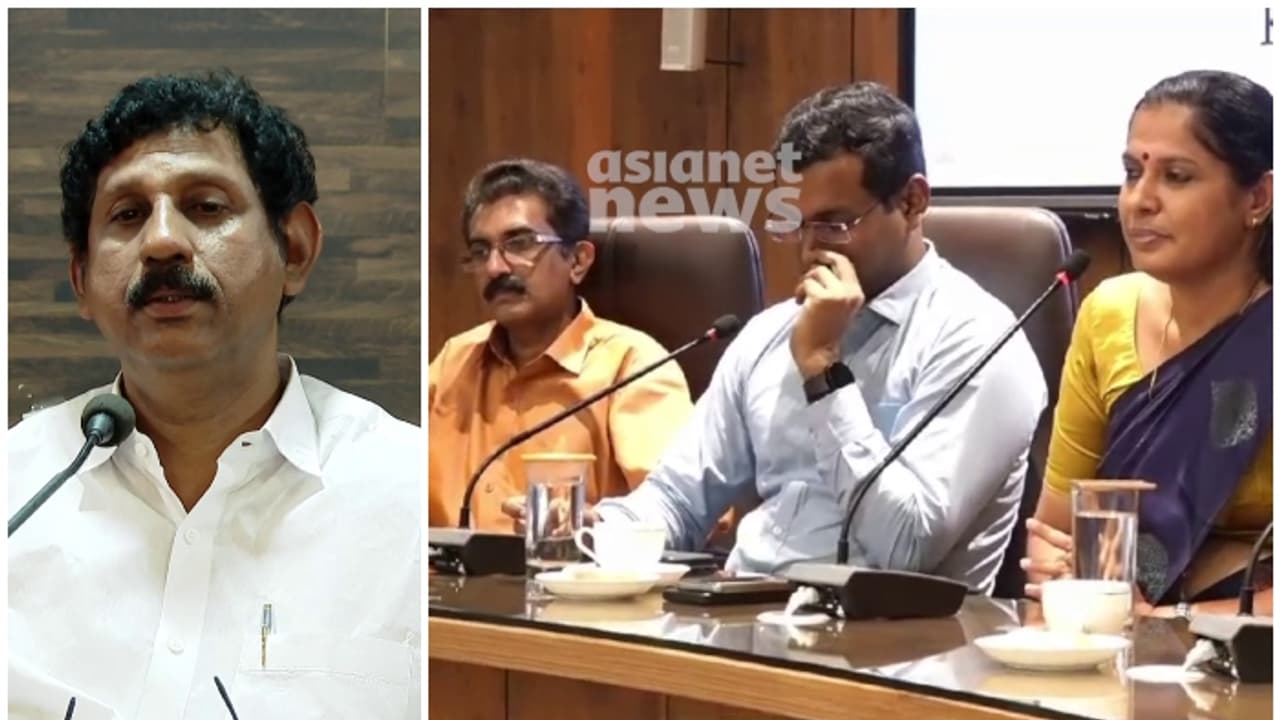 നവീന് ബാബുവിന്റെ മരണത്തിൽ ഒന്നാംപ്രതി കളക്ടർ; കള്ളന് കഞ്ഞിവെച്ചയാൾ, ഫോൺ പരിശോധിക്കണം; ആരോപണവുമായി ബിജെപിയും നവീന് ബാബുവിന്റെ മരണത്തിൽ ഒന്നാംപ്രതി കളക്ടർ; കള്ളന് കഞ്ഞിവെച്ചയാൾ, ഫോൺ പരിശോധിക്കണം; ആരോപണവുമായി ബിജെപിയും