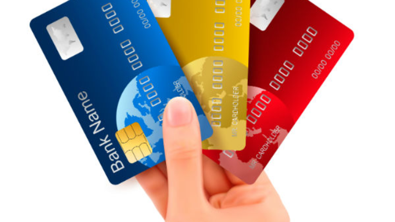 ക്രെഡിറ്റ് സ്കോർ ഉയർത്തുകയാണോ ലക്ഷ്യം? എത്ര ക്രെഡിറ്റ് വരെ ഉപയോഗിക്കാം 