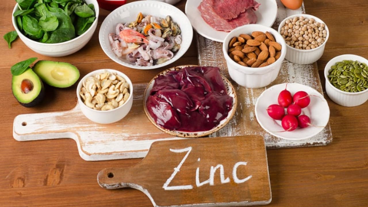 ശരീരം കാണിക്കുന്ന ഈ ലക്ഷണങ്ങളെ അവഗണിക്കരുത്, സിങ്കിന്‍റെ കുറവാകാം 