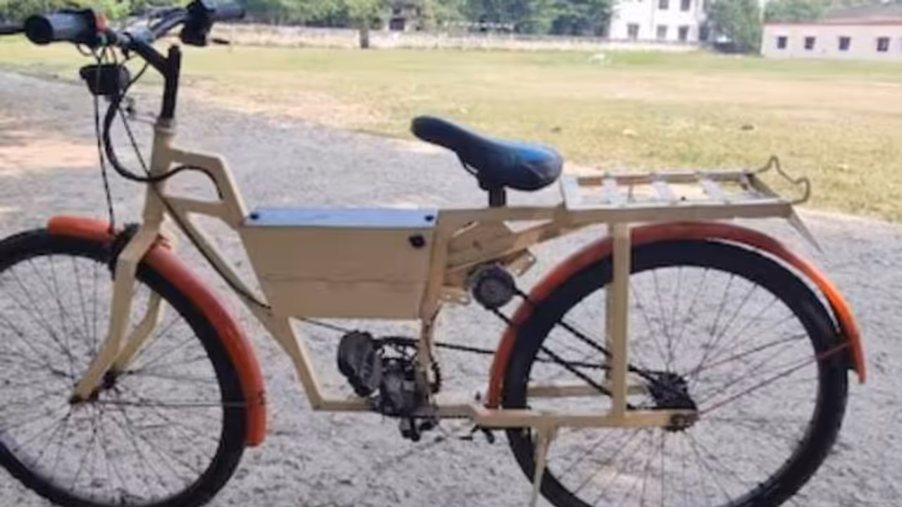Innovation and sustainability: Bihar mechanic makes low cost e cycle to help school children 