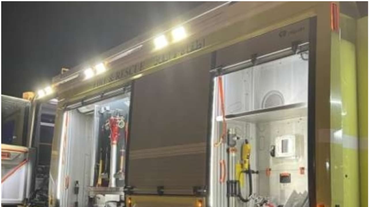 ഒമാനില് ഹോട്ടലില് തീപിടിത്തം; താമസക്കാരെ ഒഴിപ്പിച്ചു ഒമാനില് ഹോട്ടലില് തീപിടിത്തം; താമസക്കാരെ ഒഴിപ്പിച്ചു