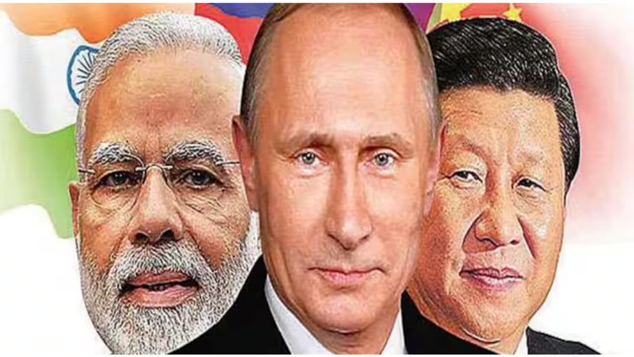 'ബ്രിക്സി'ൽ ഇന്ത്യ ചൈന അതിർത്തി തർക്കത്തിനും പരിഹാരമാകുമോ? റഷ്യയിൽ ഷീ ജിൻ പിംങുമായി മോദി ചർച്ച നടത്തിയേക്കും 'ബ്രിക്സി'ൽ ഇന്ത്യ ചൈന അതിർത്തി തർക്കത്തിനും പരിഹാരമാകുമോ? റഷ്യയിൽ ഷീ ജിൻ പിംങുമായി മോദി ചർച്ച നടത്തിയേക്കും