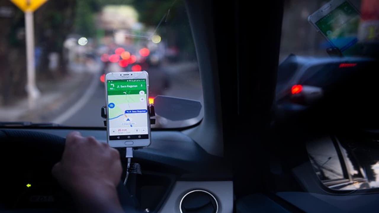 ALARMING! Excessive use of GPS might reduce environmental knowledge and sense of direction, study finds ALARMING! Excessive use of GPS might reduce environmental knowledge and sense of direction, study finds