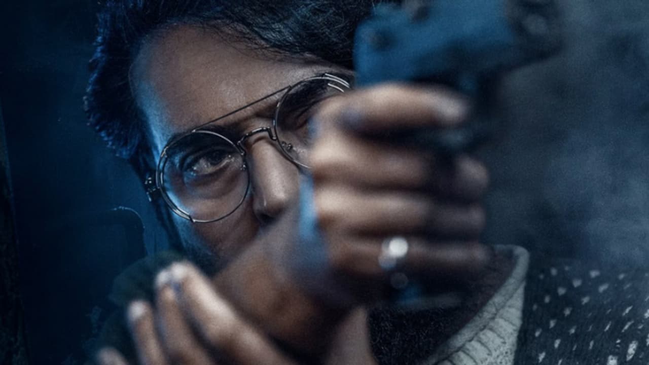 'കുരയ്ക്കാത്ത പട്ടിയെ ഒന്ന് ഞോണ്ടി നോക്ക്'; ട്രെന്റിങ്ങിൽ താരമായി ബസൂക്ക ട്രെയിലർ 'കുരയ്ക്കാത്ത പട്ടിയെ ഒന്ന് ഞോണ്ടി നോക്ക്'; ട്രെന്റിങ്ങിൽ താരമായി ബസൂക്ക ട്രെയിലർ