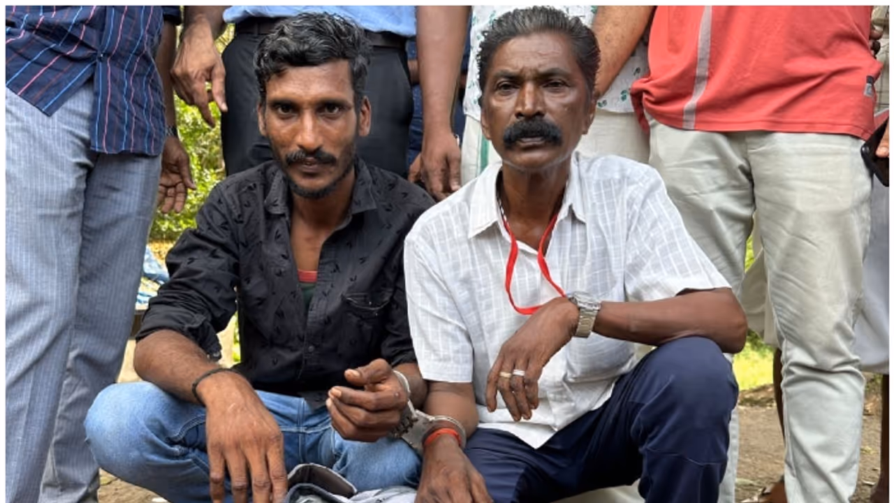 കെഎസ്ആർടിസി സ്വിഫ്റ്റ് ബസിലെത്തിയ സംഘം, ആന്ധ്രയിൽ നിന്ന് കടത്തിക്കൊണ്ട് വന്നത് 7 കിലോയോളം കഞ്ചാവ്; അറസ്റ്റ് കെഎസ്ആർടിസി സ്വിഫ്റ്റ് ബസിലെത്തിയ സംഘം, ആന്ധ്രയിൽ നിന്ന് കടത്തിക്കൊണ്ട് വന്നത് 7 കിലോയോളം കഞ്ചാവ്; അറസ്റ്റ്