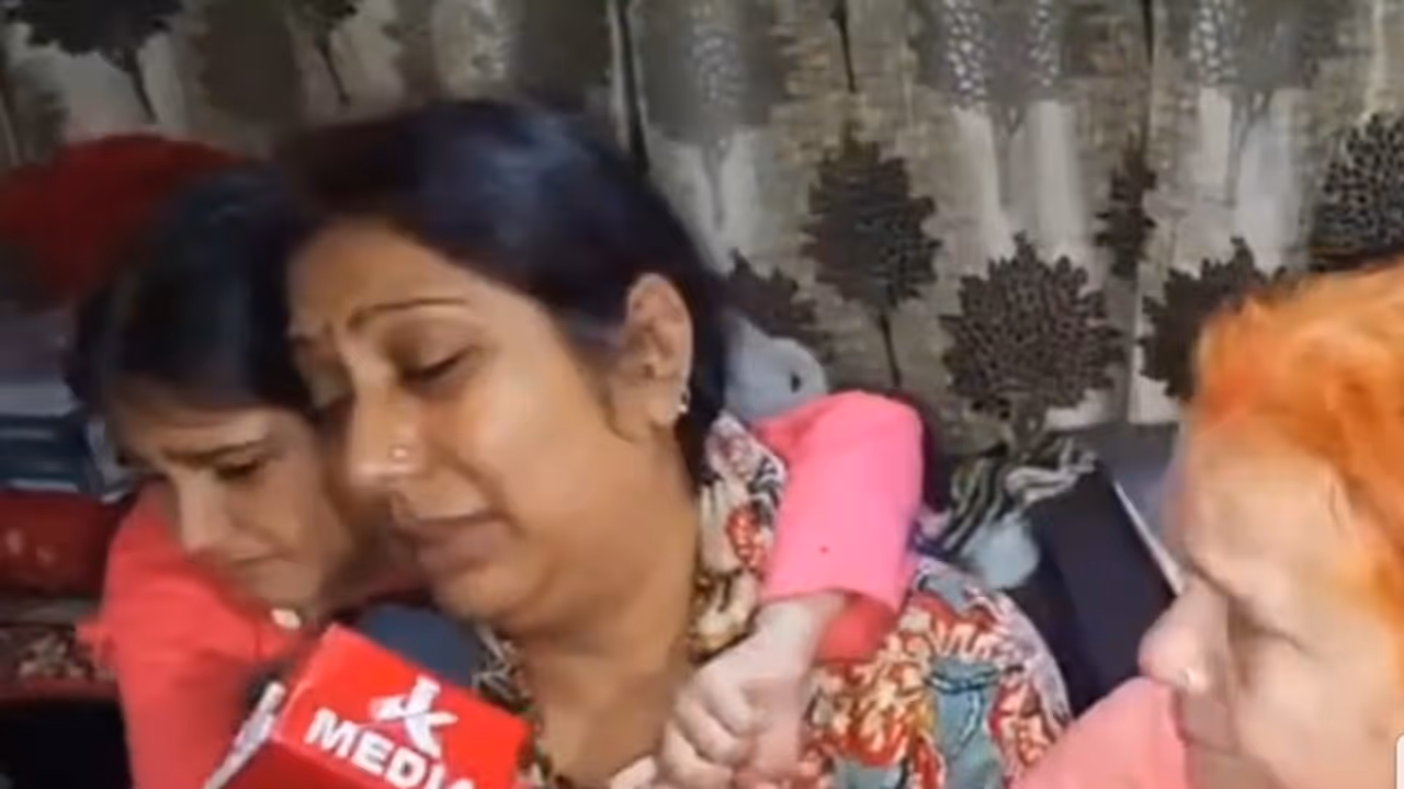 'The call that never came': Karwa Chauth turns tragic for wife as husband gets killed in Kashmir terror attack