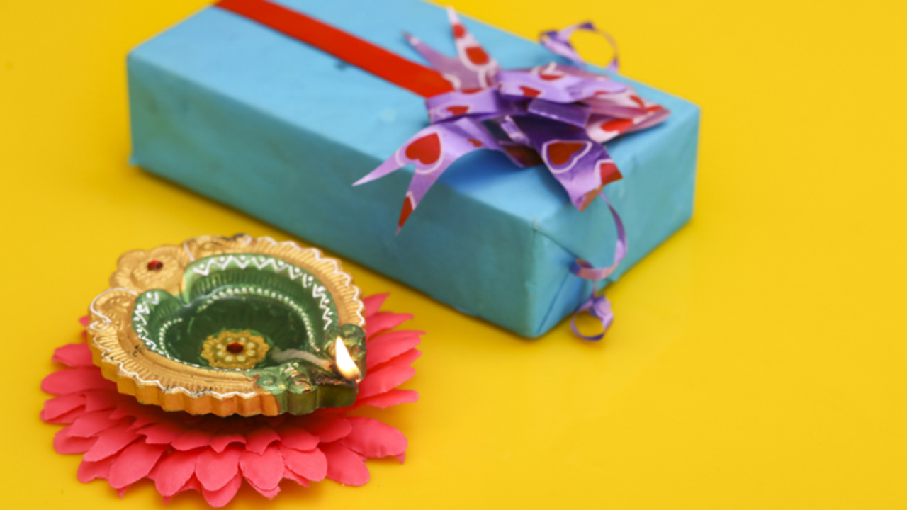 Reasons you should support local businesses this Diwali