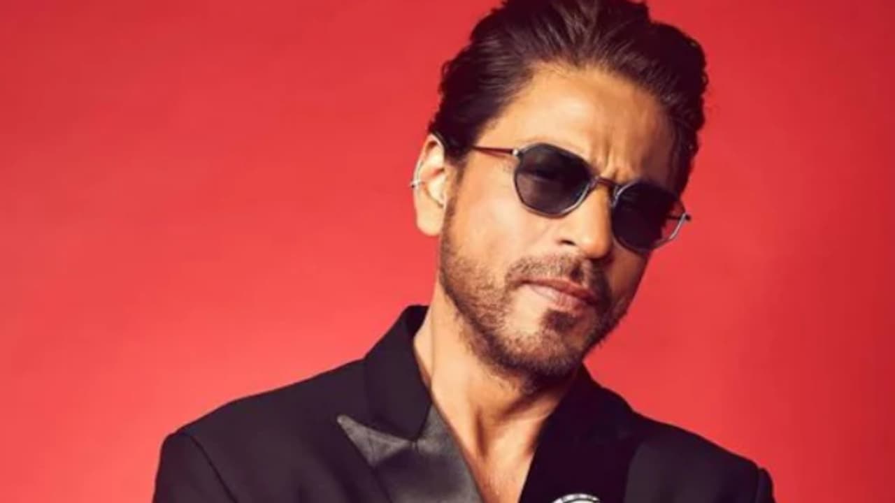 മുന്നേറിയത് രണ്ട് സ്ഥാനങ്ങള്, ബോളിവുഡ് താരങ്ങളെ ഞെട്ടിച്ച് തെന്നിന്ത്യൻ നടൻ, ഷാരൂഖ് ഖാൻ മൂന്നാമൻ മുന്നേറിയത് രണ്ട് സ്ഥാനങ്ങള്, ബോളിവുഡ് താരങ്ങളെ ഞെട്ടിച്ച് തെന്നിന്ത്യൻ നടൻ, ഷാരൂഖ് ഖാൻ മൂന്നാമൻ