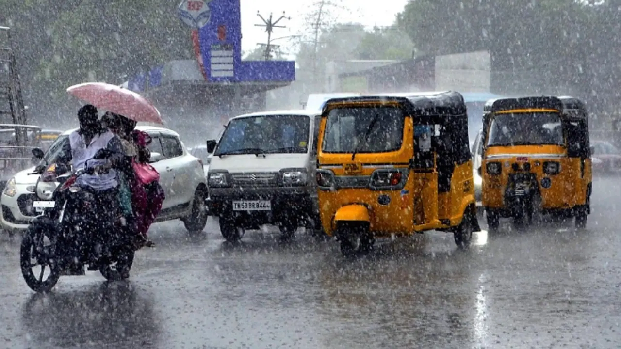 Kerala rain update: IMD revises warning in state; yellow alert sounded in 7 districts Kerala rain update: IMD revises warning in state; yellow alert sounded in 7 districts