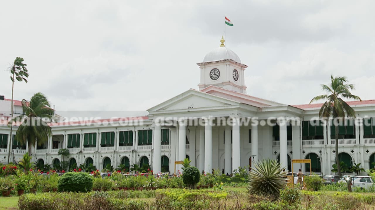 അടുത്ത മാസം മുതൽ ഉയർന്ന ശമ്പളവും പെൻഷനും; സർക്കാർ ജീവനക്കാർക്കും പെൻഷൻകാർക്കും ഒരു ഗഡു ഡിഎ, ഡിആർ അനുവദിച്ചു അടുത്ത മാസം മുതൽ ഉയർന്ന ശമ്പളവും പെൻഷനും; സർക്കാർ ജീവനക്കാർക്കും പെൻഷൻകാർക്കും ഒരു ഗഡു ഡിഎ, ഡിആർ അനുവദിച്ചു