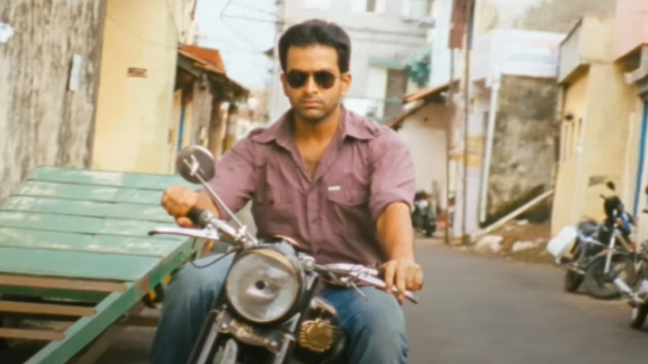 'അന്‍വര്‍ അഹമ്മദ്' വീണ്ടും സ്ക്രീനിൽ; പൃഥ്വിരാജ് ചിത്രത്തിന്റെ റി റിലീസ് ട്രെയിലർ എത്തി