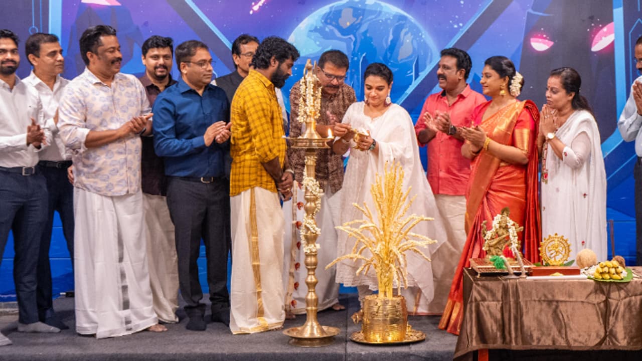 കൊച്ചി ലുലുവിൽ ഇനി ഡാൻസ് സ്കൂളും; കലാമണ്ഡലം സോഫിയ സുധീപ് നേതൃത്വം നൽകുന്ന ഫൺടൂറ ഡാൻസ് അക്കാദമി തുറന്നു കൊച്ചി ലുലുവിൽ ഇനി ഡാൻസ് സ്കൂളും; കലാമണ്ഡലം സോഫിയ സുധീപ് നേതൃത്വം നൽകുന്ന ഫൺടൂറ ഡാൻസ് അക്കാദമി തുറന്നു