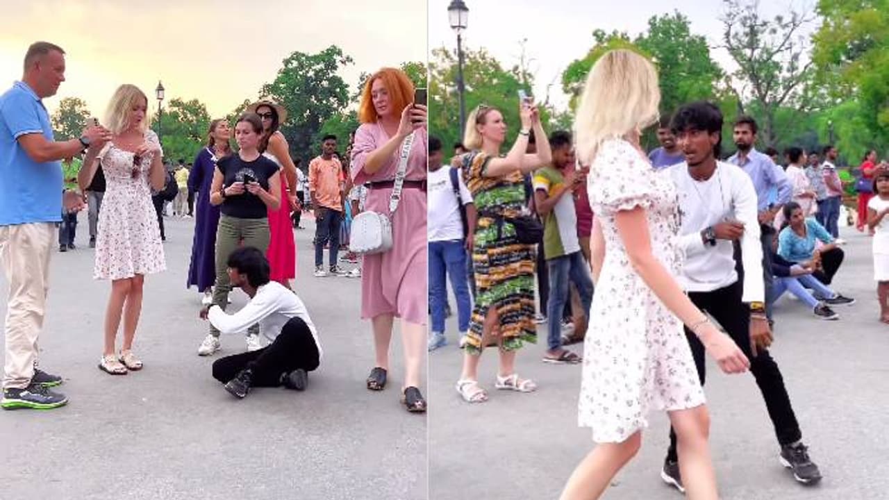 അയ്യയ്യേ നാണക്കേട്; റഷ്യൻ യുവതിക്ക് ചുറ്റും ഡാൻസ് ചെയ്ത് ഇന്ത്യൻ യുവാവ്, അസ്വസ്ഥയായി മാറിപ്പോയി യുവതി, വീഡിയോ അയ്യയ്യേ നാണക്കേട്; റഷ്യൻ യുവതിക്ക് ചുറ്റും ഡാൻസ് ചെയ്ത് ഇന്ത്യൻ യുവാവ്, അസ്വസ്ഥയായി മാറിപ്പോയി യുവതി, വീഡിയോ