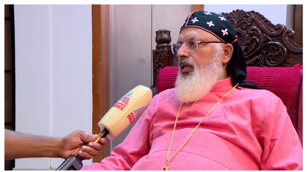 പള്ളിത്തർക്കം: സർക്കാരിൽ നിന്ന് നീതി കിട്ടുന്നില്ല, ഒരു വിഭാഗത്തിന് വേണ്ടി നിലപാടെടുക്കുന്നു: ഓർത്തഡോക്സ് സഭ പള്ളിത്തർക്കം: സർക്കാരിൽ നിന്ന് നീതി കിട്ടുന്നില്ല, ഒരു വിഭാഗത്തിന് വേണ്ടി നിലപാടെടുക്കുന്നു: ഓർത്തഡോക്സ് സഭ