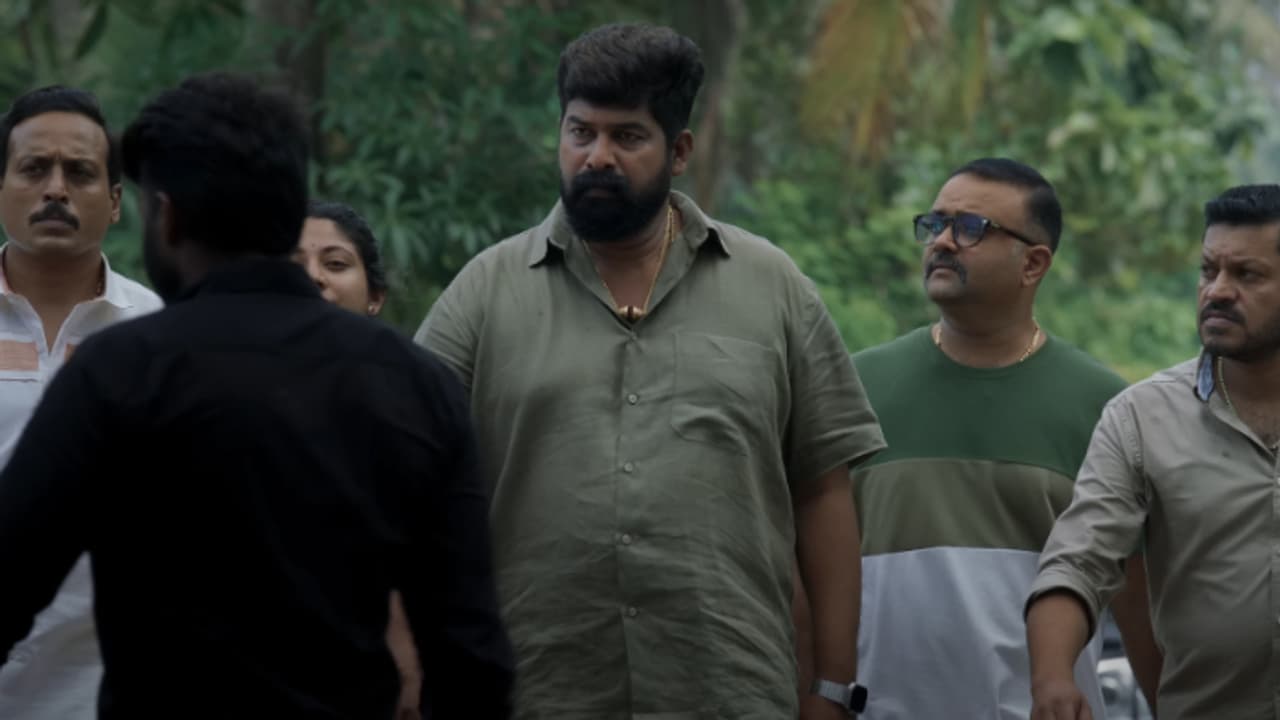 തമിഴ്നാട്ടിലും പ്രേക്ഷകപ്രീതി നേടാന്‍ 'പണി'; ജോജു ജോര്‍ജ് ചിത്രത്തിന്‍റെ തമിഴ് പതിപ്പ് ഇന്ന് മുതല്‍