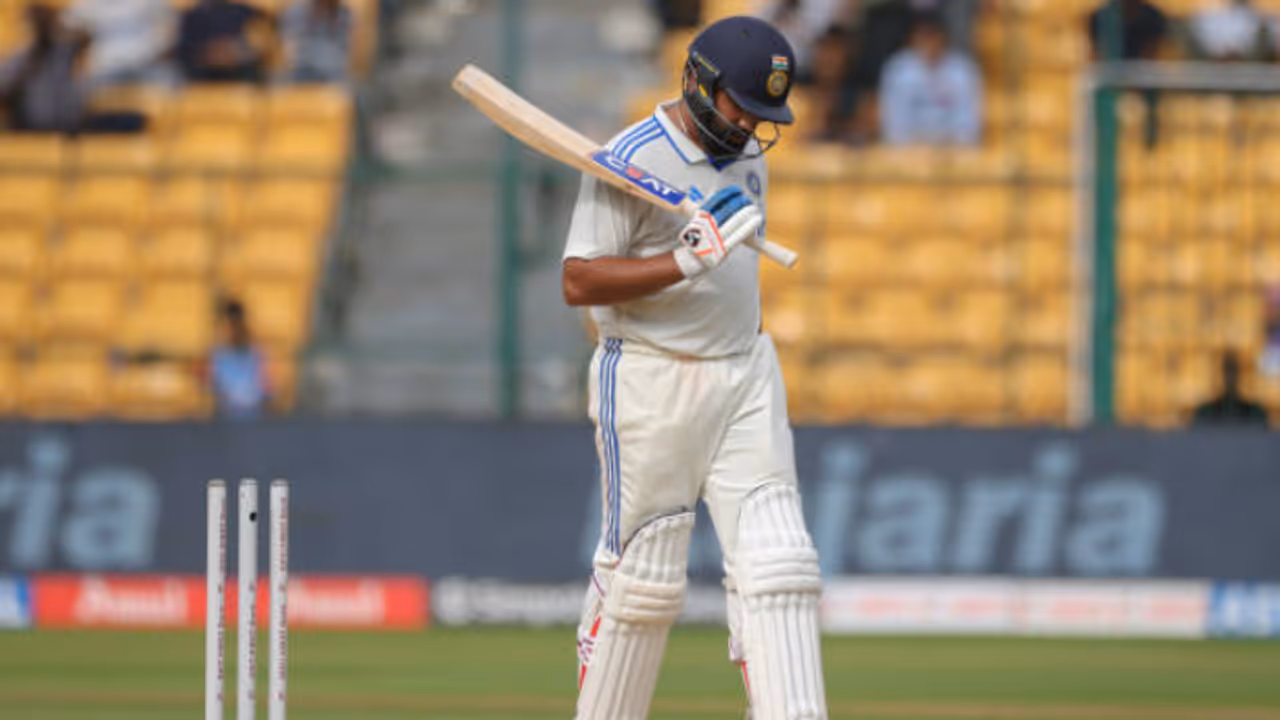 രോഹിത്, കോലി, ഗില്‍, സര്‍ഫറാസ്, ജയ്സ്വാ‌ൾ... തകർന്നടിഞ്ഞ് ഇന്ത്യ; മുംബൈ ടെസ്റ്റില്‍ തോൽവിയുടെ വക്കില്‍