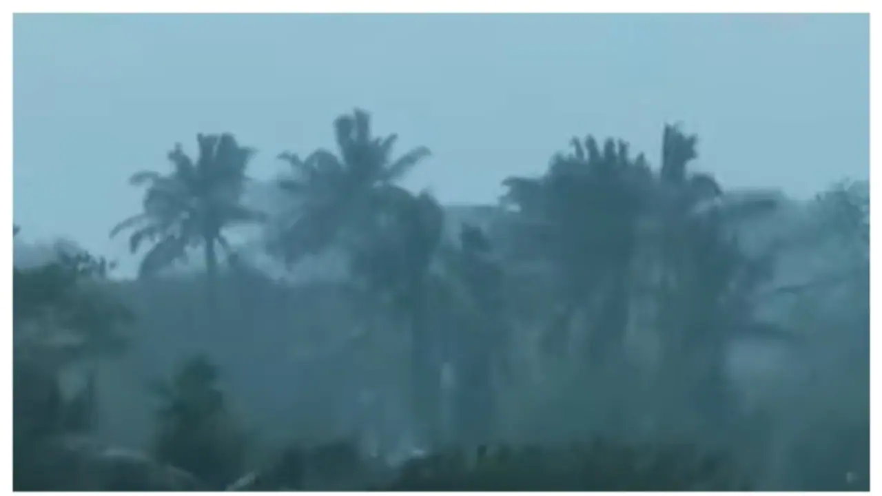 ಅಪ್ಪಳಿಸಲಿವೆ ಎರಡು ಸೈಕ್ಲೋನ್, 15 ದಿನ 18 ರಾಜ್ಯಗಳಲ್ಲಿ ಭಾರೀ ಮಳೆಯ ಎಚ್ಚರಿಕೆ ನೀಡಿದ ಹಮಾಮಾನ ಇಲಾಖೆ