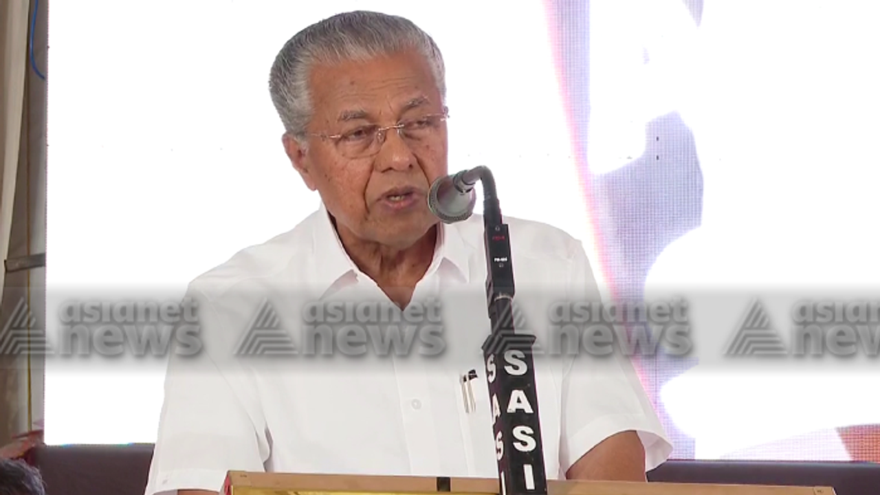 Kerala CM's convoy meets with minor accident in Thiruvananthapuram; police jeep collides with commando vehicle