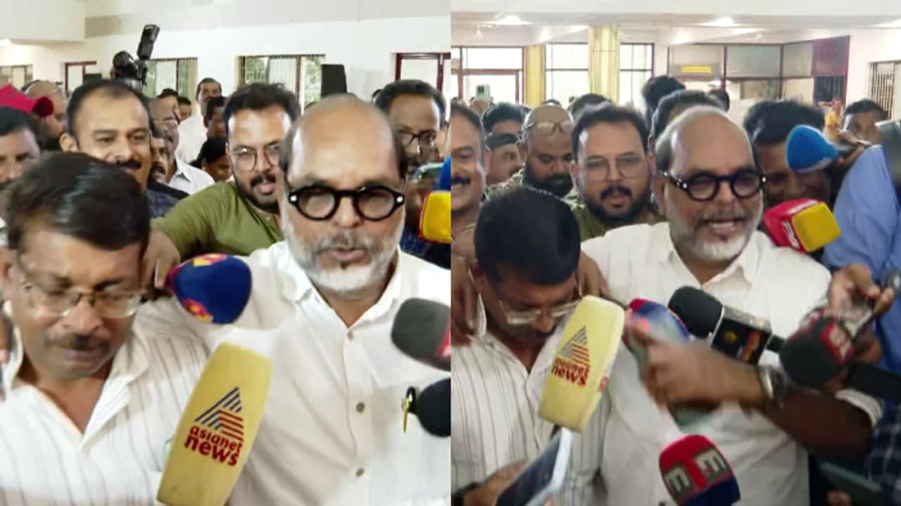 'ഇറച്ചിക്കടക്ക് മുന്നിൽ പട്ടികൾ നില്ക്കുന്ന പോലെ'; മാധ്യമങ്ങളെ വീണ്ടും അധിക്ഷേപിച്ച് എൻഎൻ കൃഷ്ണദാസ് 'ഇറച്ചിക്കടക്ക് മുന്നിൽ പട്ടികൾ നില്ക്കുന്ന പോലെ'; മാധ്യമങ്ങളെ വീണ്ടും അധിക്ഷേപിച്ച് എൻഎൻ കൃഷ്ണദാസ്