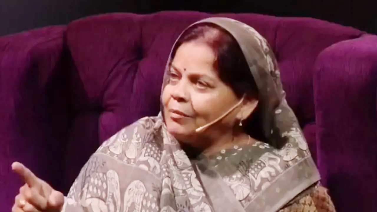 Bigg Boss 18: Chahat Pandey's mother Bhaavna Pandey blasted on Avinash Mishra Bigg Boss 18: Chahat Pandey's mother Bhaavna Pandey blasted on Avinash Mishra