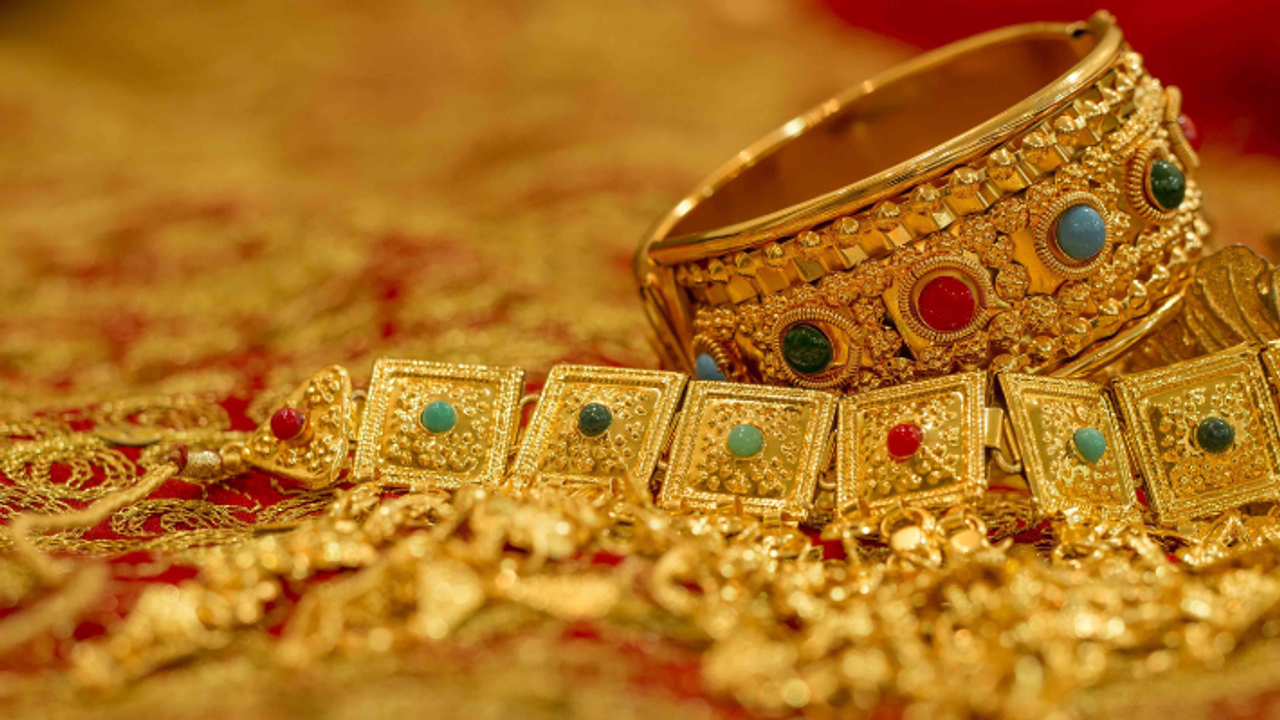 Dhanteras 2024: Gold prices DROP, bringing relief for buyers; check October 29 rates in your city