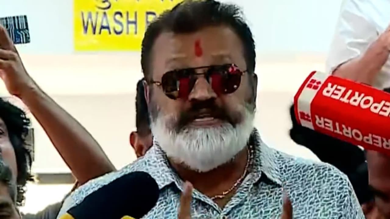 'ഒറ്റത്തന്ത' പ്രയോഗം; സുരേഷ് ഗോപിക്കെതിരെ പൊലീസിൽ പരാതി 