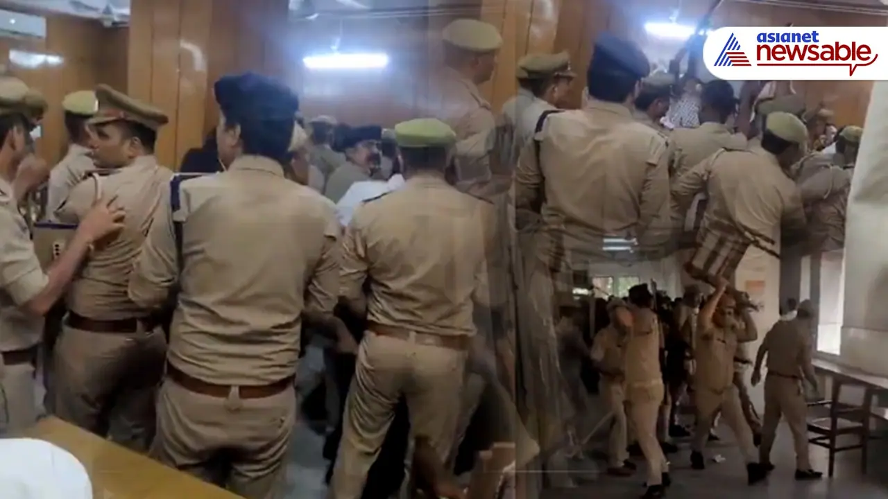 Scenes of unrest in Ghaziabad court: Police lawyer clash over judge dispute sparks outcry (WATCH) Scenes of unrest in Ghaziabad court: Police lawyer clash over judge dispute sparks outcry (WATCH)